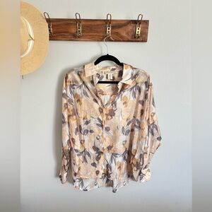 Martha Stewart Beige and Taupe Floral Button-Down Shirt size Medium